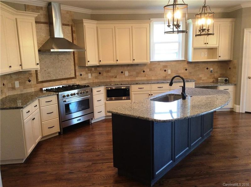 650 Arrow Point Ln #65, Davidson, NC 28036