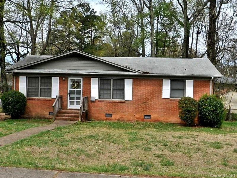 1101 Echo Glen Rd, Charlotte, NC 28213