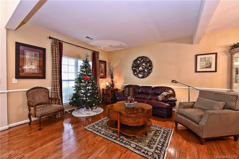 3615 Darlington Rd, Matthews, NC 28105