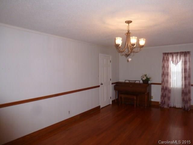 2452 Robert H Kirk Rd, Lancaster, SC 29720