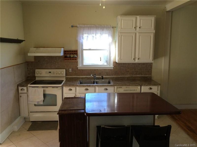 907 Hill St, Pineville, NC 28134