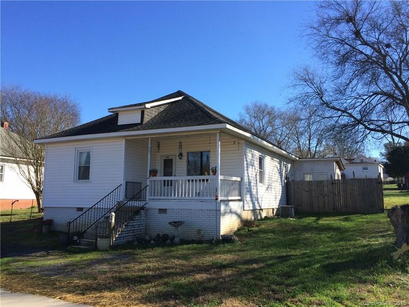 907 Hill St, Pineville, NC 28134