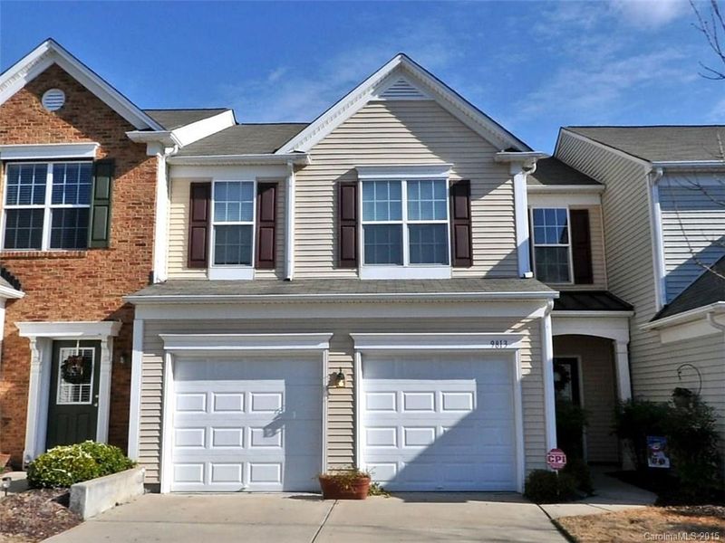 9813 Carson Whitley Ave #214, Charlotte, NC 28277