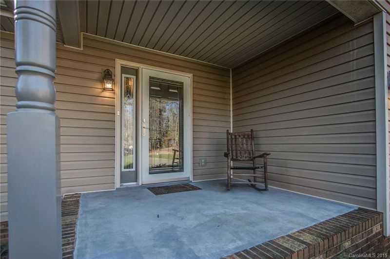 186 Heathergate Ln, Stanley, NC 28164