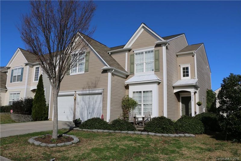 2906 Azalea Hills Dr, Charlotte, NC 28262