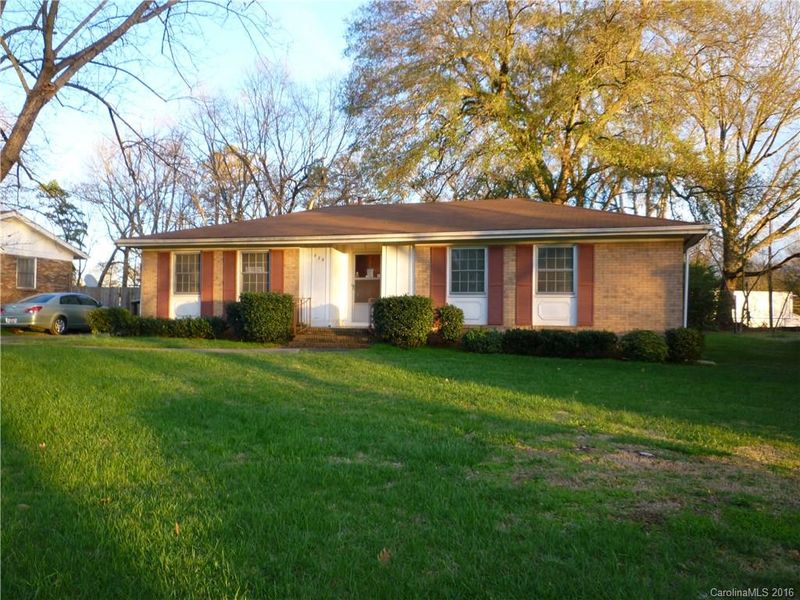 929 Marietta St, Charlotte, NC 28214