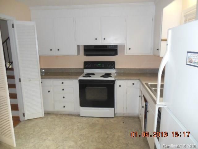 3220 Frederick Pl, Charlotte, NC 28210