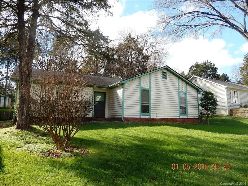 11500 Lone Star Cir, Charlotte, NC 28226