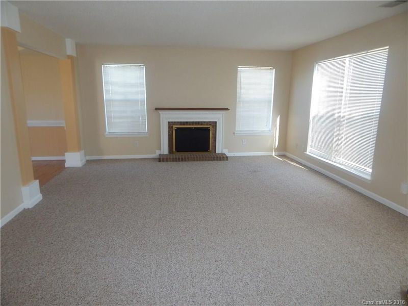 13037 Greycrest Dr, Charlotte, NC 28278
