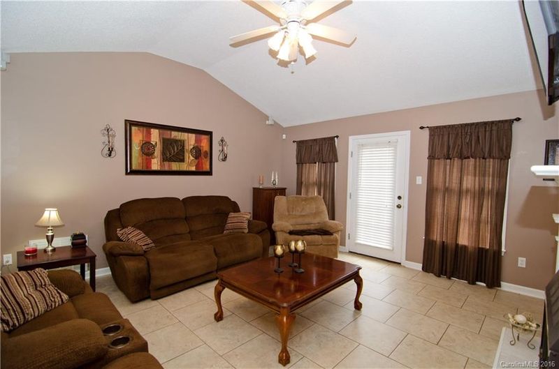 700 Sagrada Dr, York, SC 29745