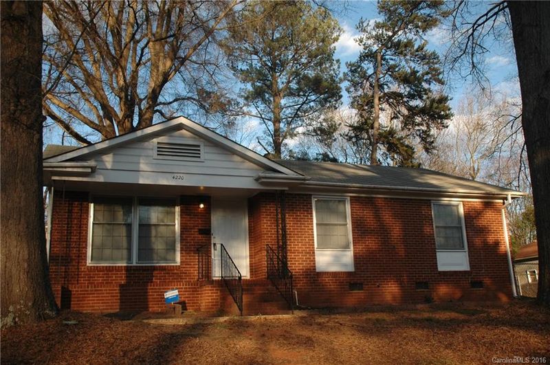 4220 Westcliff Dr, Charlotte, NC 28208