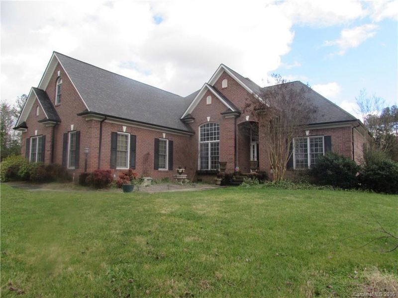2802 Allendale Ct, Concord, NC 28025