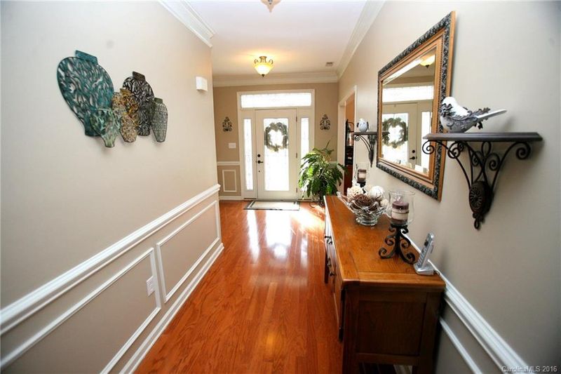 2610 Lamp Post Ln, Kannapolis, NC 28081