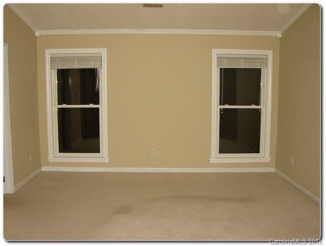 11221 Snapfinger Dr, Charlotte, NC 28277