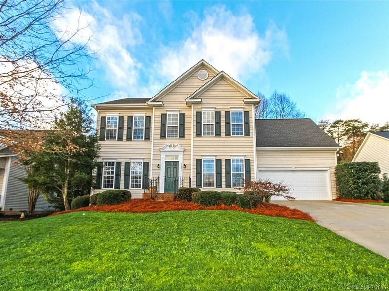 1424 Autumn Ridge Ln, Fort Mill, SC 29708