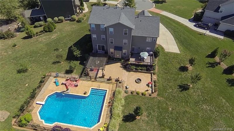 1415 Wynhurst Dr, Waxhaw, NC 28173