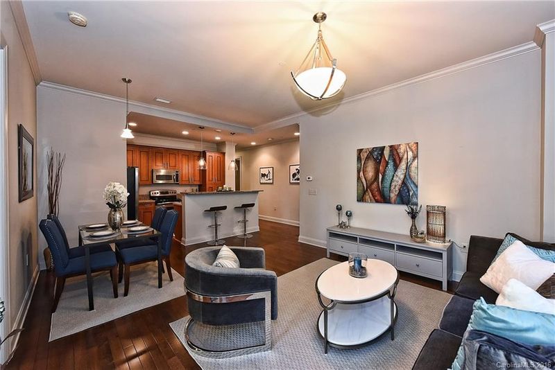 230 S Tryon St #401, Charlotte, NC 28202