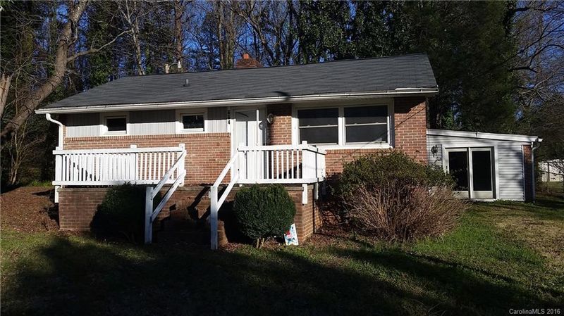664 Smyre Dr, Gastonia, NC 28054