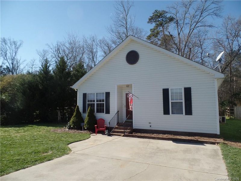 1128 Brigadoon Ct, Concord, NC 28025
