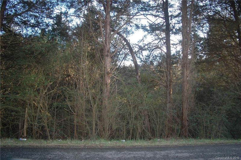 215 Eaker Rd, Bessemer City, NC 28016