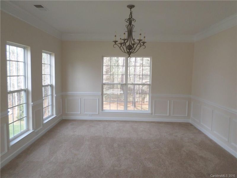 5333 Fairgrove Ln, Harrisburg, NC 28075