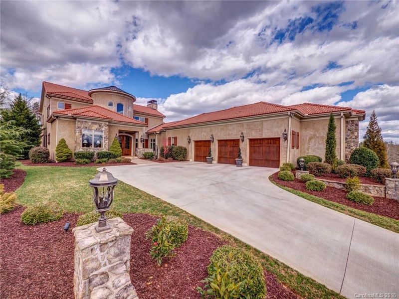 6010 Chardonnay Cir, Kannapolis, NC 28081