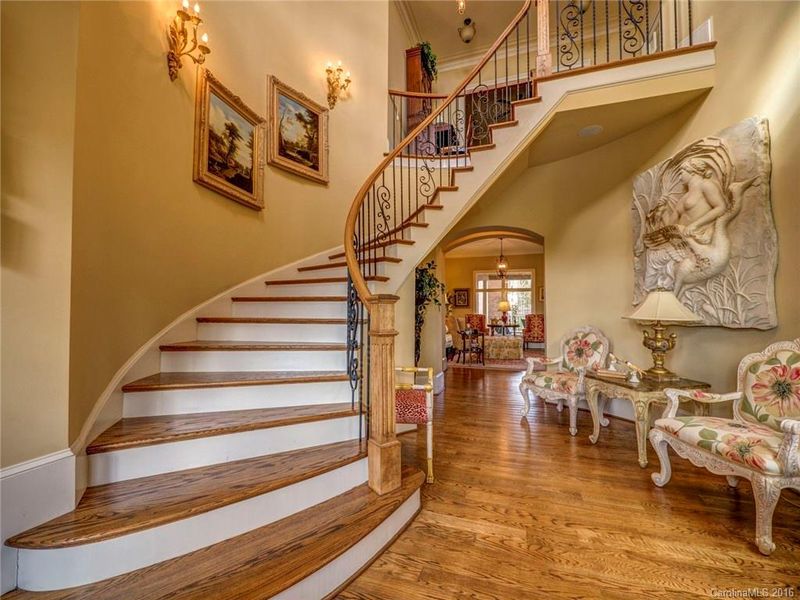 6010 Chardonnay Cir, Kannapolis, NC 28081