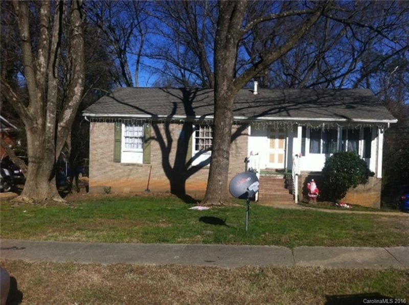 7525 Briardale Dr, Charlotte, NC 28212