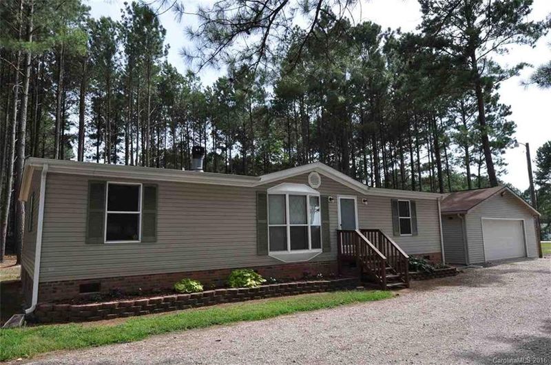 1881 Grant Rd, Chester, SC 29706