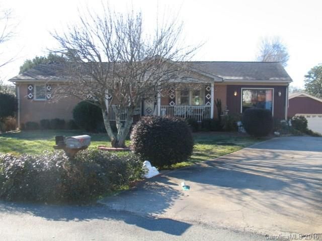 205 Ridge Dr, Mount Holly, NC 28120