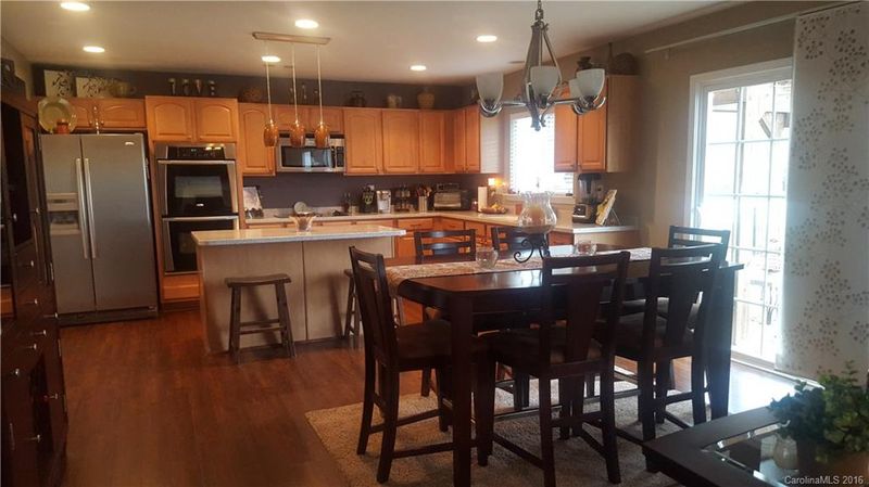 9602 Seamill Rd, Charlotte, NC 28278
