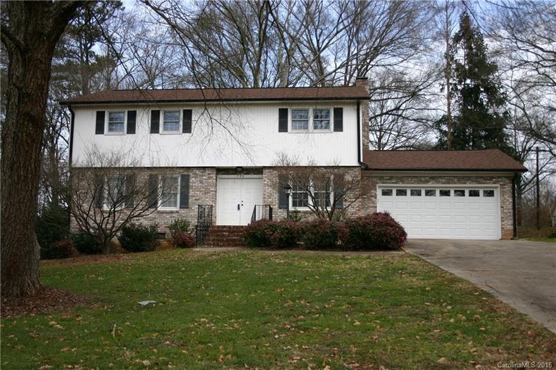 734 Willow Ln #1, Harrisburg, NC 28075