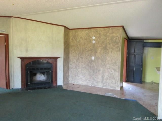 897 Terra Cotta Dr, Lincolnton, NC 28092