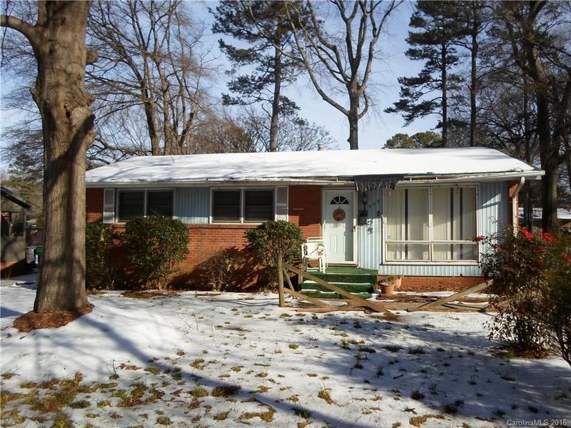 908 Clanton Rd, Charlotte, NC 28217