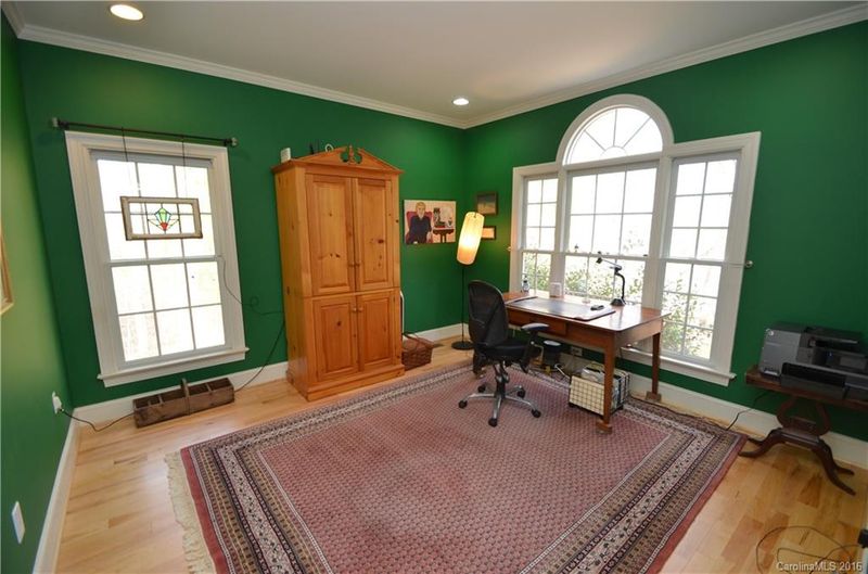 4700 Dovefield Ln, Kannapolis, NC 28081
