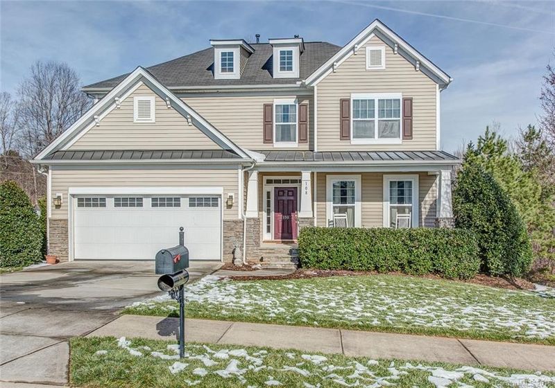 108 Riverfront Pw, Mount Holly, NC 28120