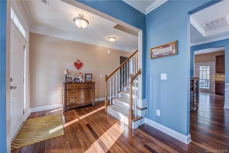 108 Riverfront Pw, Mount Holly, NC 28120
