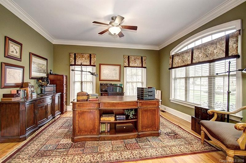 8529 Broxburn Ln, Waxhaw, NC 28173