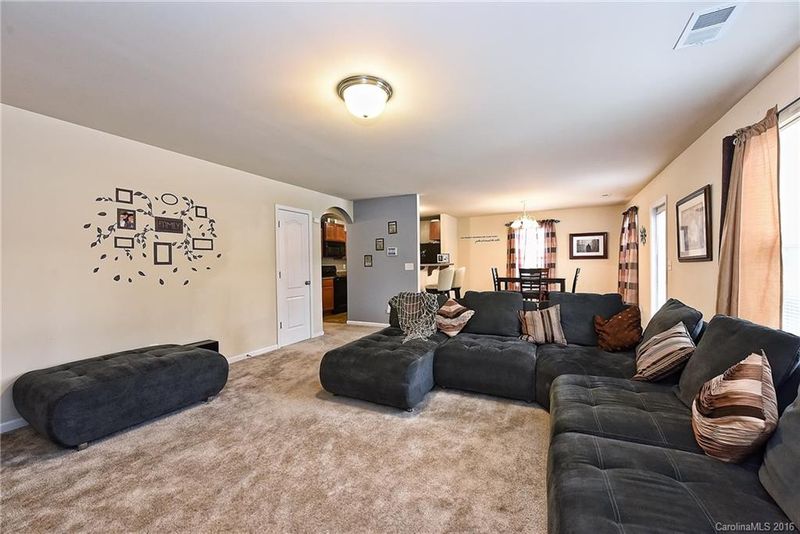 319 Ferrell Ave #5, Charlotte, NC 28216