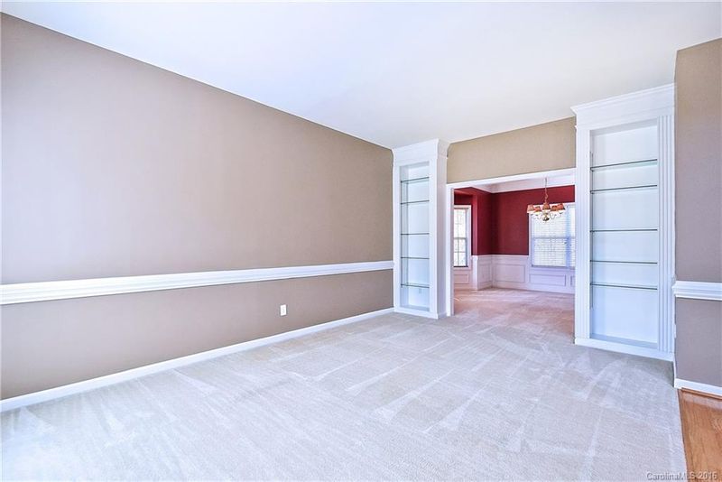 3016 Glen Summit Dr, Charlotte, NC 28270