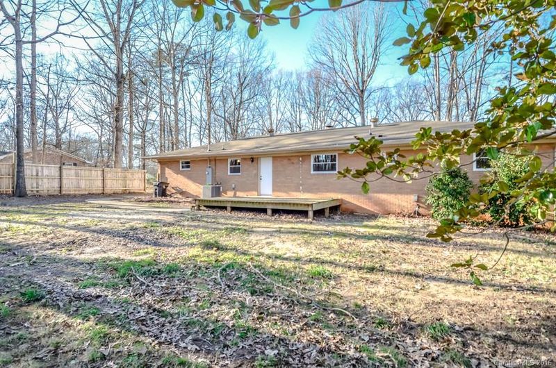 2338 Roland Dr, Monroe, NC 28110