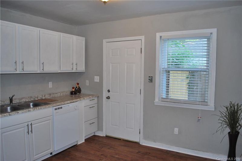 3604 Jonquil St, Charlotte, NC 28211