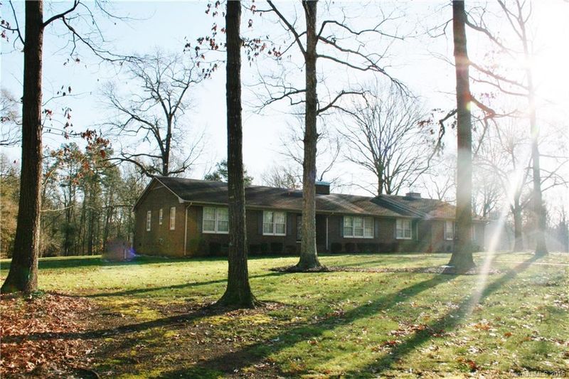 2512 Old Camden Rd, Monroe, NC 28110