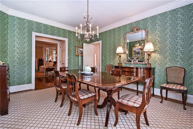 1605 Biltmore Dr, Charlotte, NC 28207