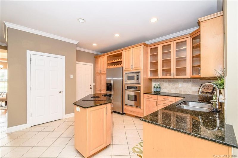 21337 Crown Lake Dr #143, Cornelius, NC 28031