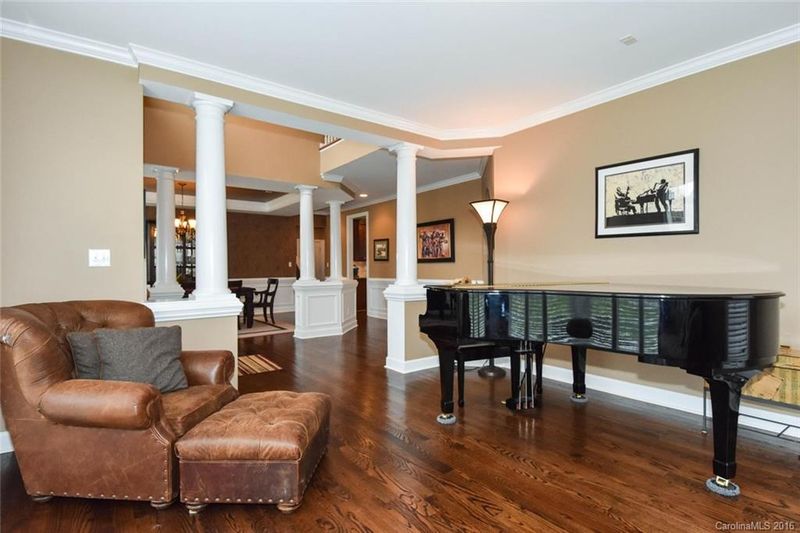 909 Deercross Ln, Waxhaw, NC 28173