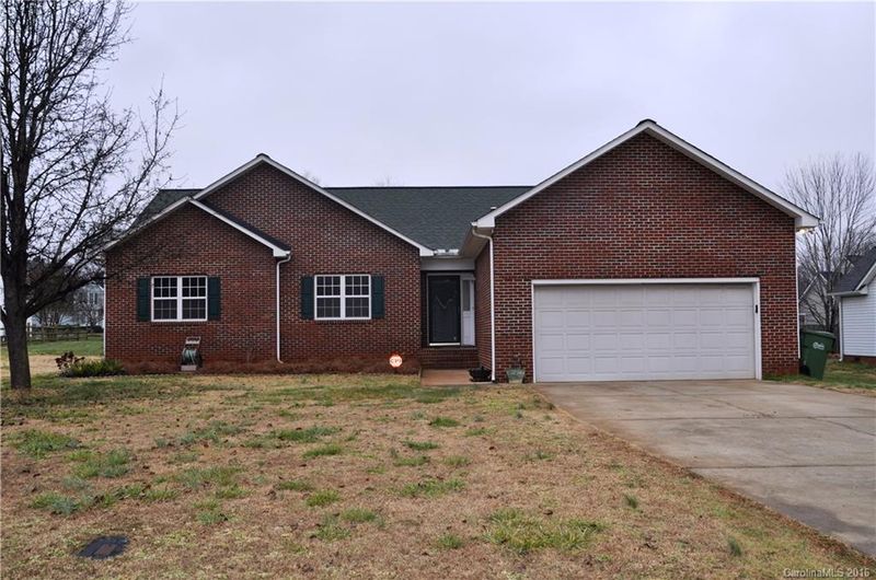 108 S Padali Ct, Mount Holly, NC 28120