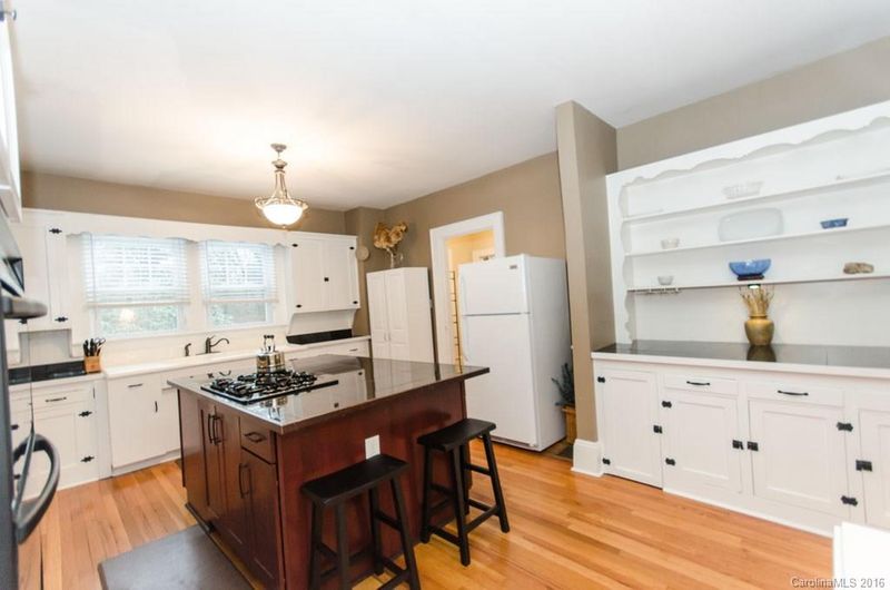 509 Oak St, Lincolnton, NC 28092