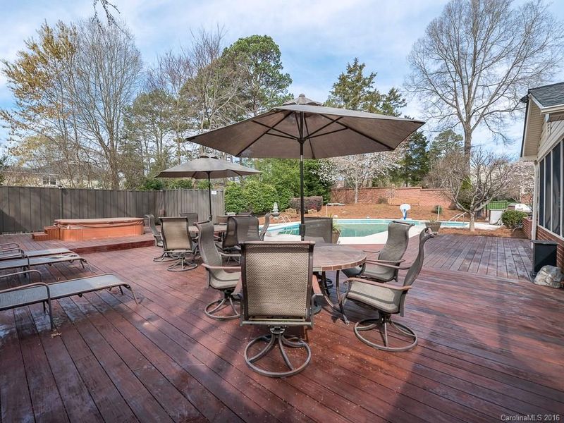 616 Barington Pl, Matthews, NC 28105