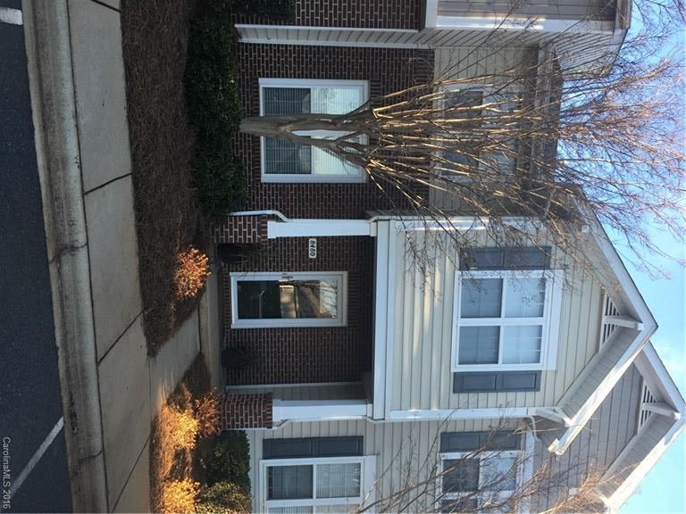 8480 Chaceview Ct #110, Charlotte, NC 28269